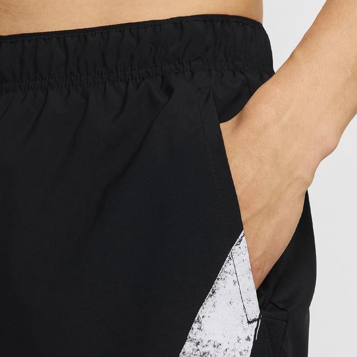 Nike Dri-FIT Challenger Swoosh 5-inch Men’s Running Shorts - Black