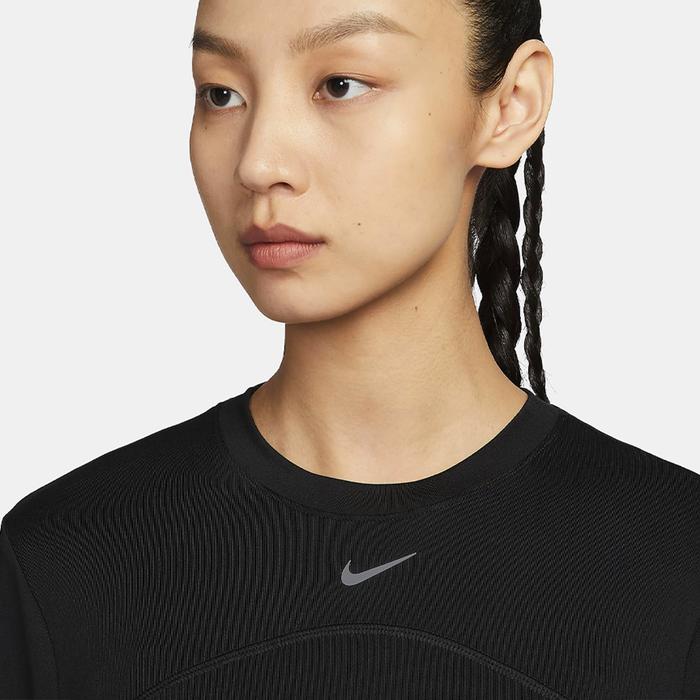 Nike Dri-FIT Swift UV Crew-Neck Women’s Running T-Shirt - Black