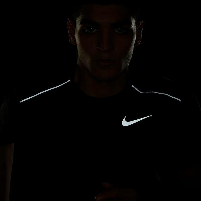 Nike Men's Dri-FIT Miler Short Sleeve - Black