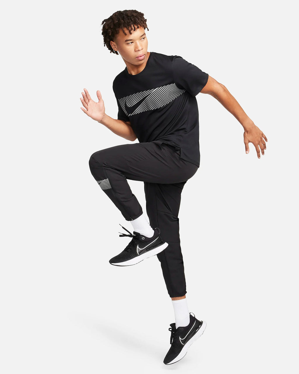 Nike Dri-FIT Miler Flash Men’s Running T-Shirt - Black