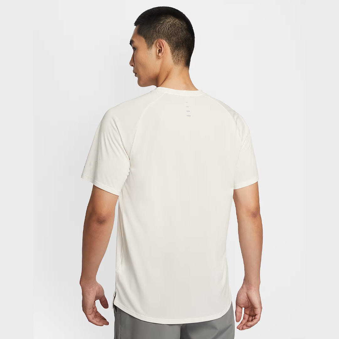 Nike Dri-FIT Stride ADV Men's Running T-Shirt - Sail