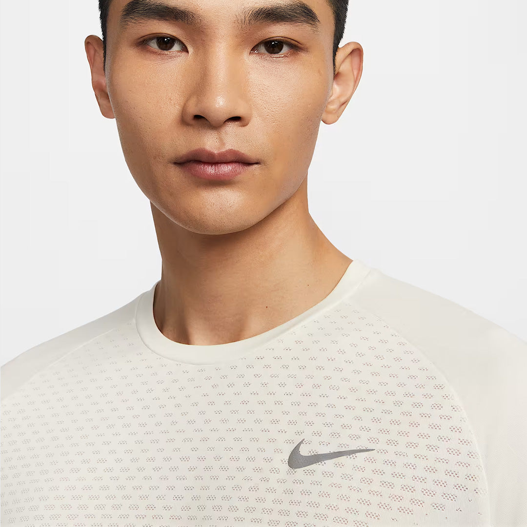 Nike Dri-FIT Stride ADV Men's Running T-Shirt - Sail