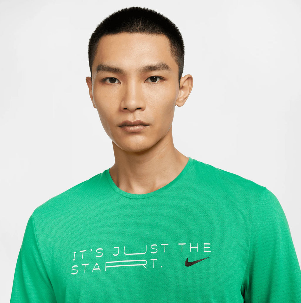 Nike Rise 365 Kipchoge Men’s Running T-Shirt - Stadium Green