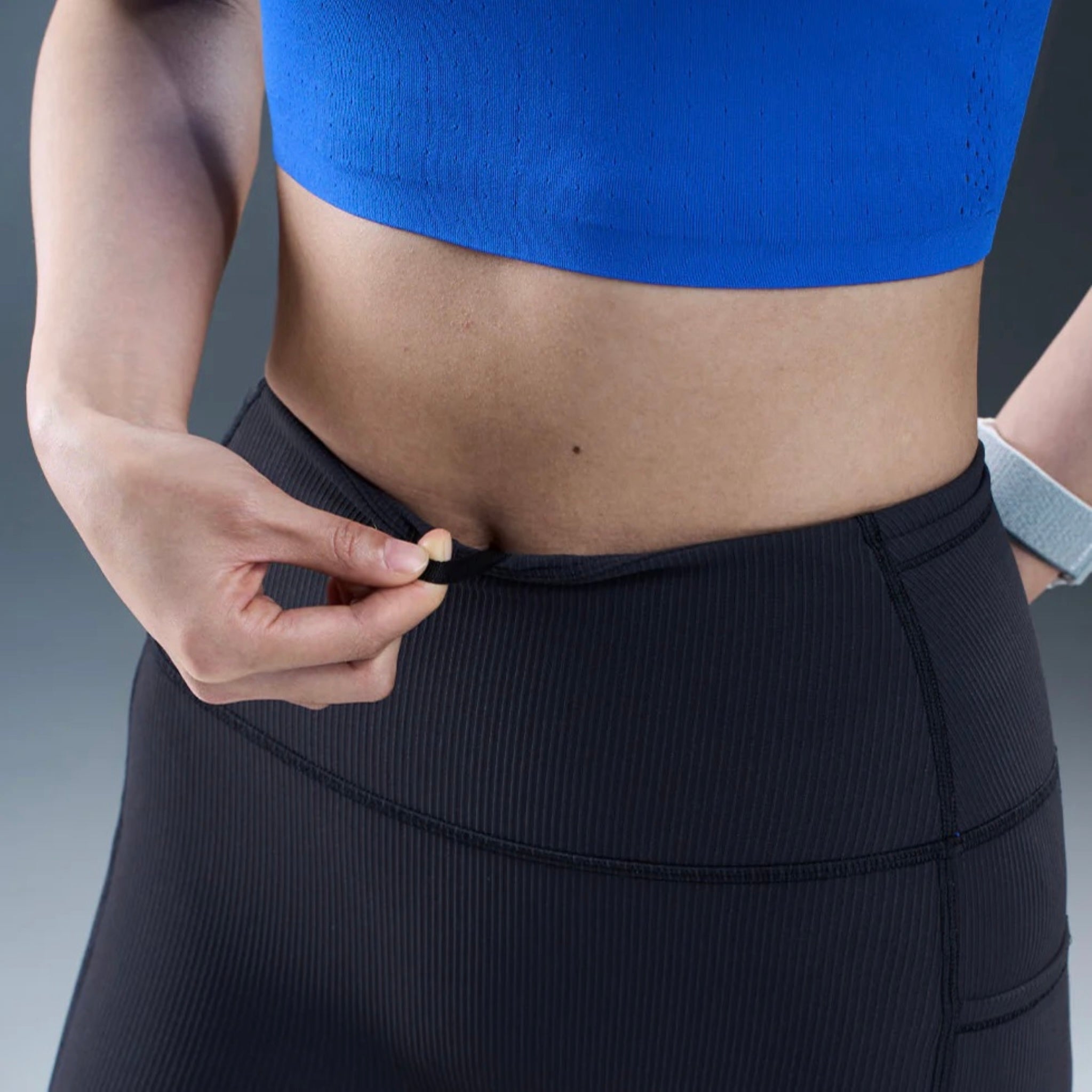 Nedao VelocityX 1/4 Length Pro 4-inch Women’s Running Tights - Black