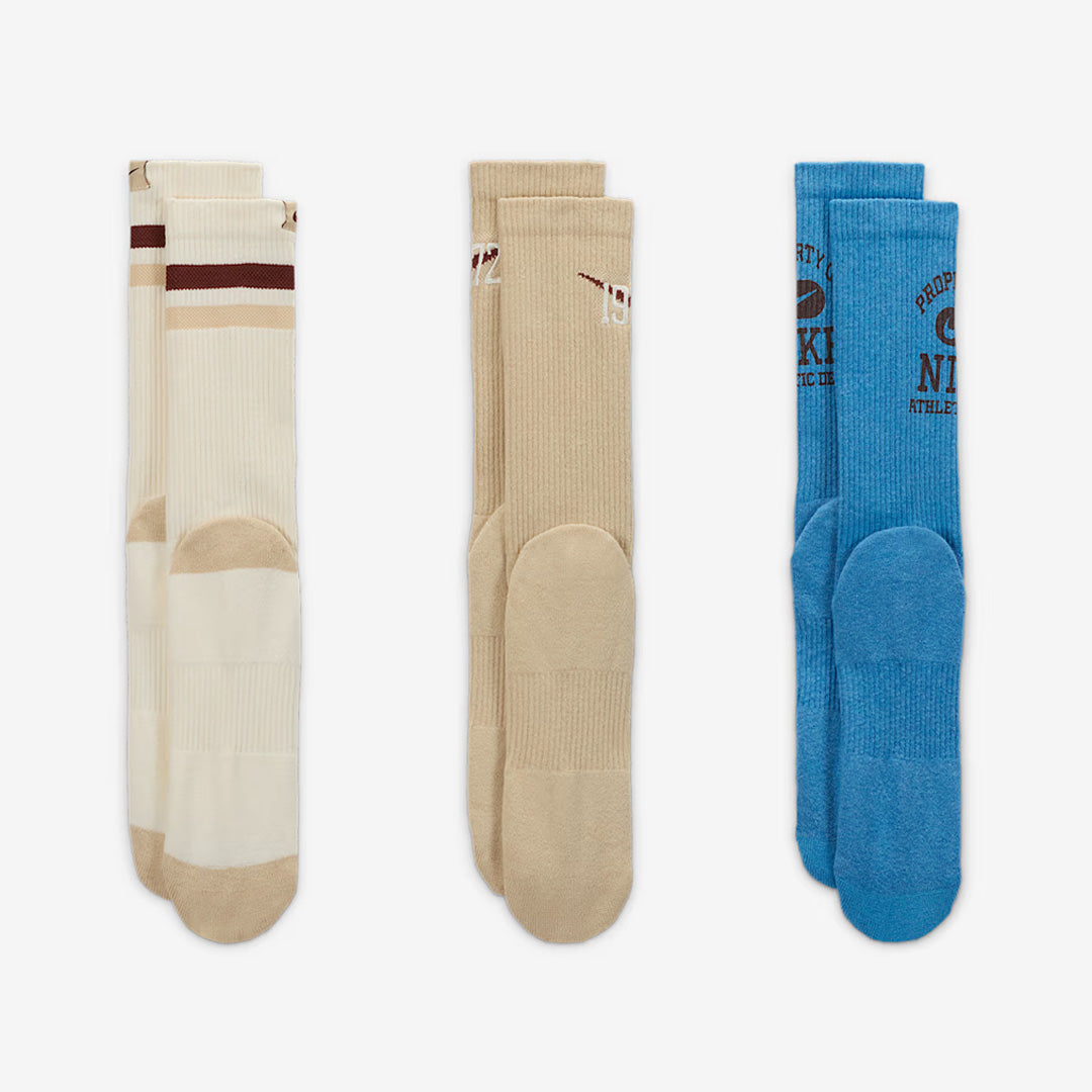 (3 Pairs) Nike Everyday Cushioned Crew Unisex Running Socks - Multi-Color