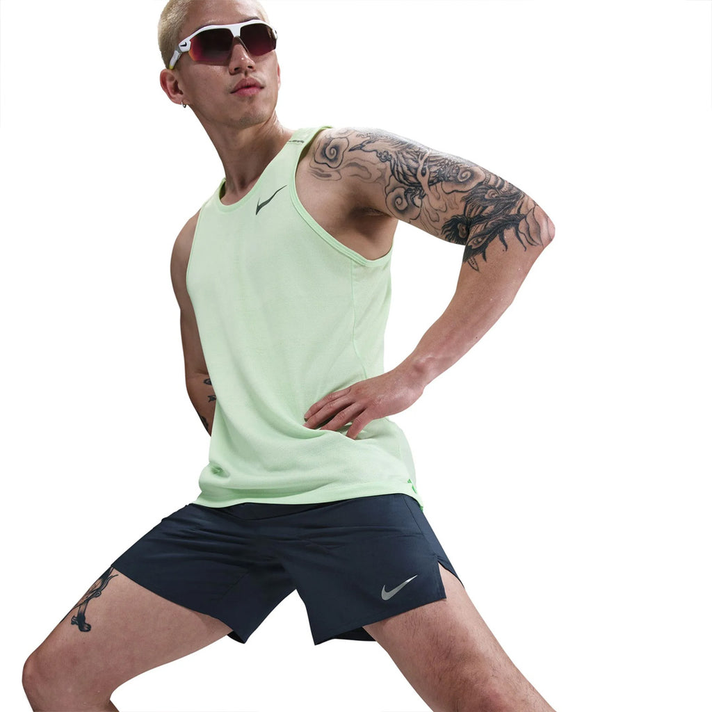 NIKE Dri-FIT Stride 7-inch Brief-Lined Men's Running Shorts - Thunder Blue