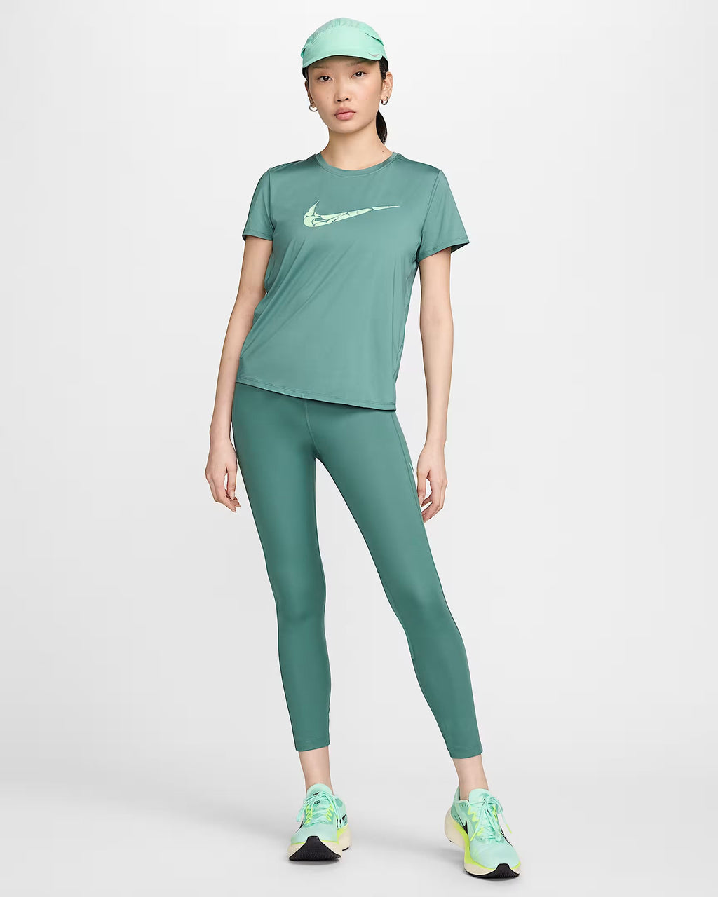 Nike One Swoosh Women’s Running T-Shirt - Bicoastal Vapour Green