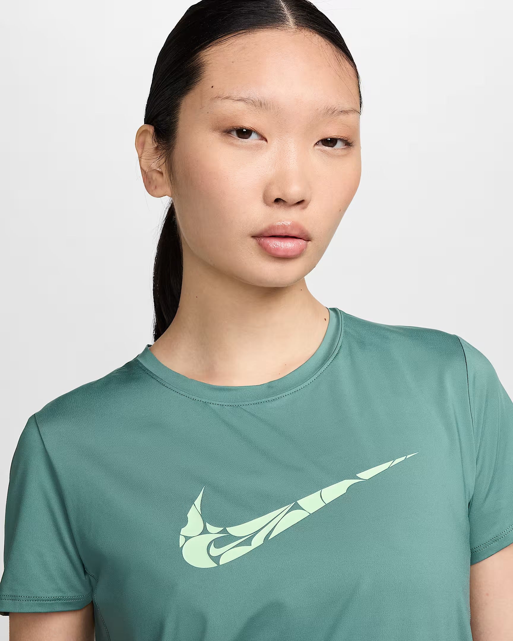 Nike One Swoosh Women’s Running T-Shirt - Bicoastal Vapour Green