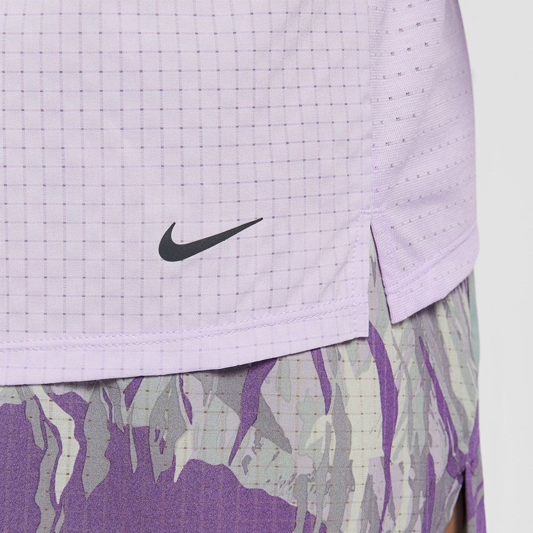 Nike Dri-FIT Trail Solar Chase Men's Running T-Shirt - Misty Purple