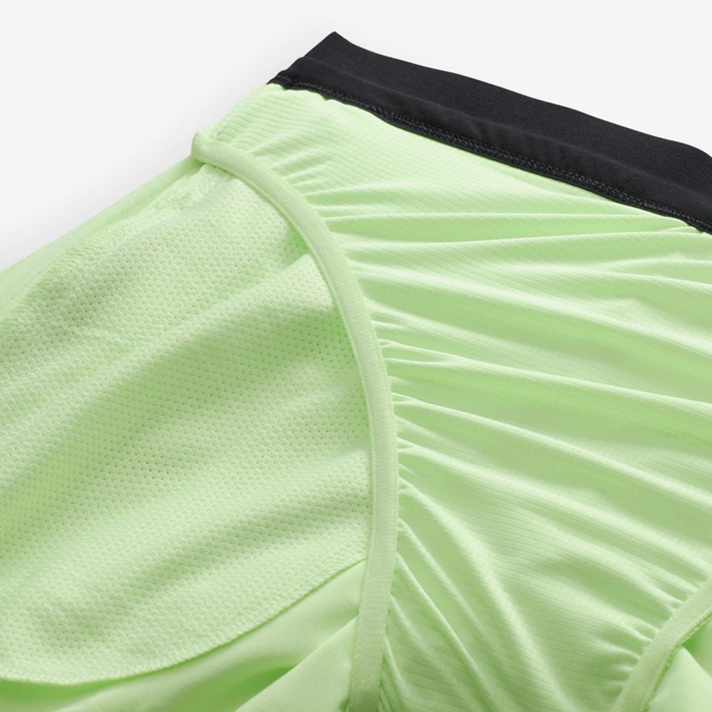 Nike Dri-FIT Trail Second Sunrise Men's Running Shorts - Vapour Green