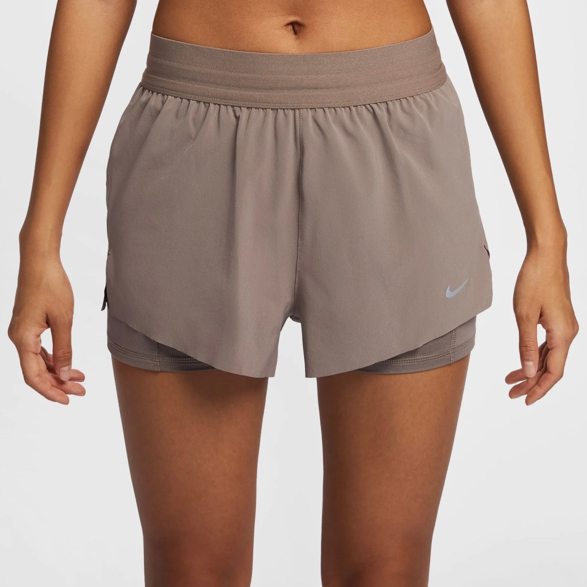 Nike Swift Dri-FIT Mid-Rise 2-in-1 Women's Running Shorts - Mink Brown