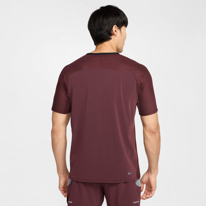 Nike Trail Solar Chase Men's Running T-Shirt - Burgundy Crush