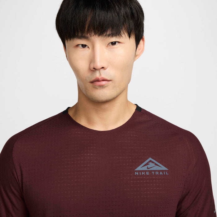 Nike Trail Solar Chase Men's Running T-Shirt - Burgundy Crush