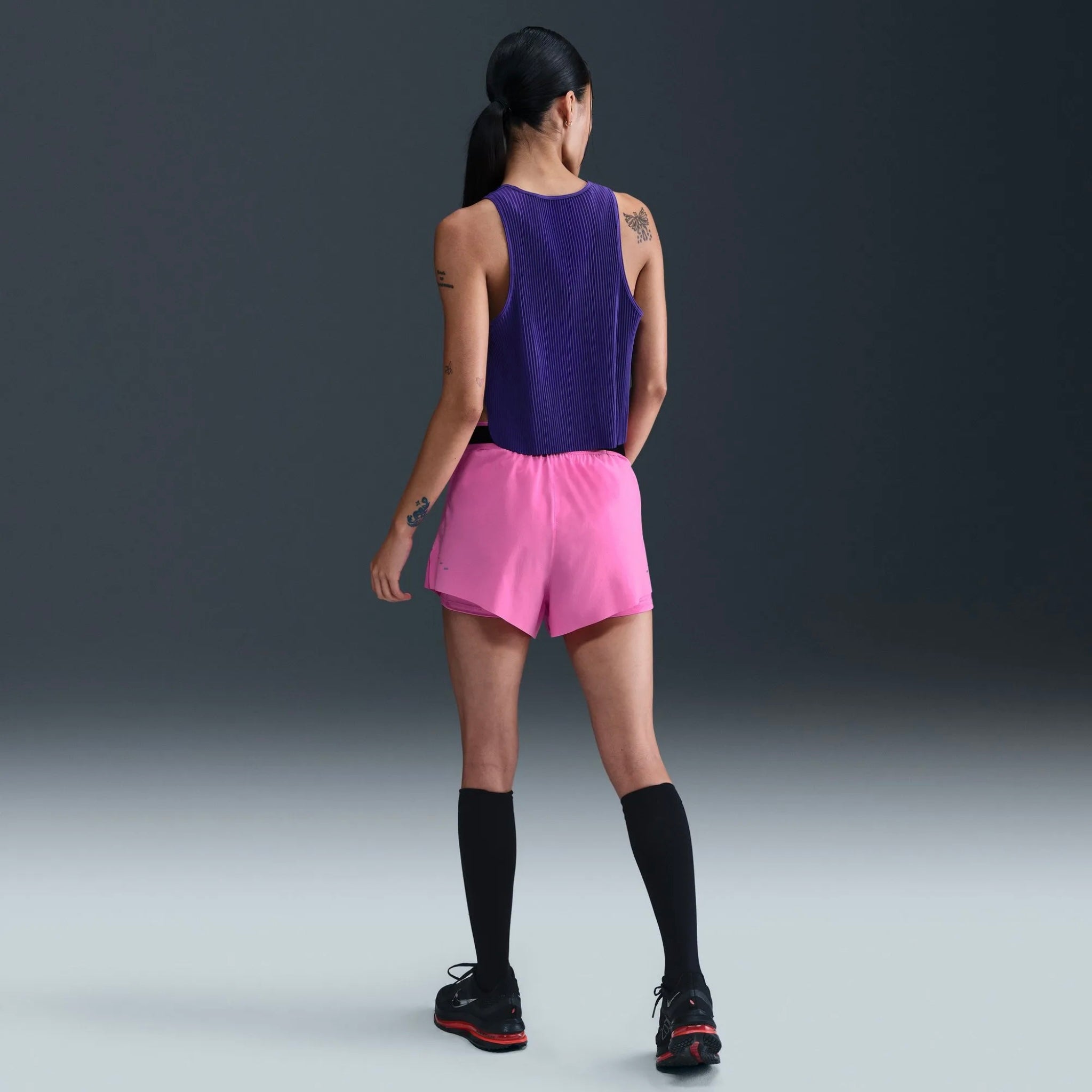 Nike Swift Dri-FIT Mid-Rise 2-in-1 Women's Running Shorts - Playful Pink