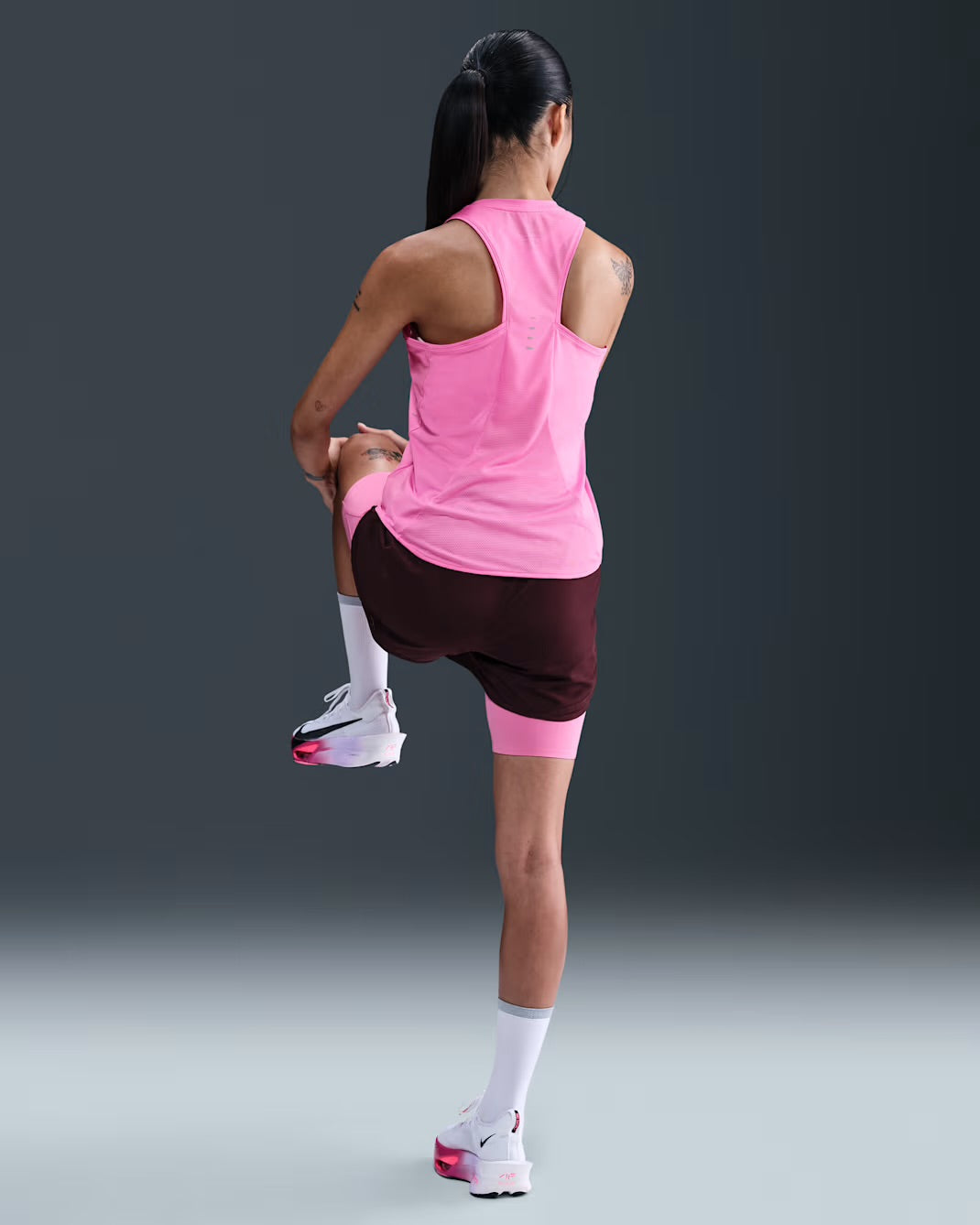Nike Swift Dri-FIT Women’s Running Tank Top - Playful Pink