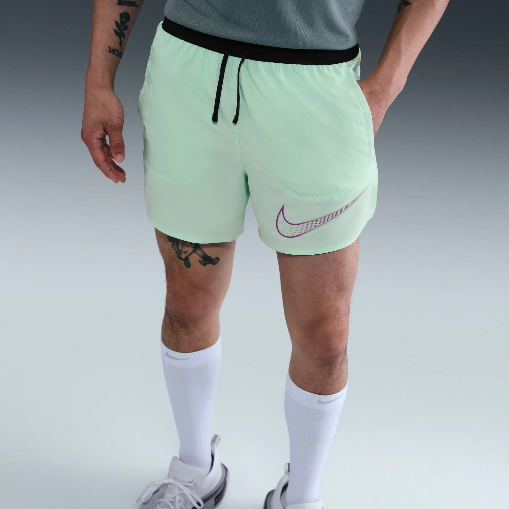 Nike Dri-FIT Stride Logo 5-inch Brief-lined Men’s Running Shorts - Mint Foam