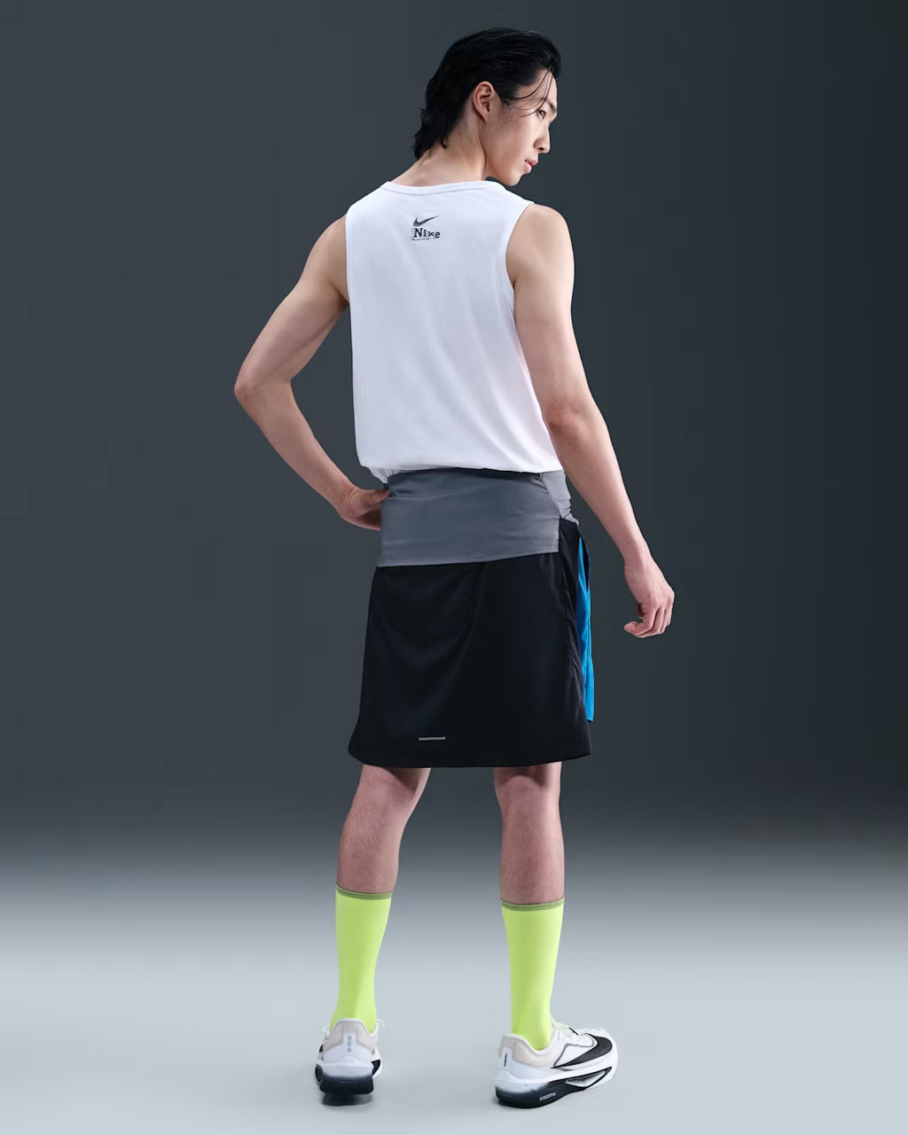 Nike Dri-FIT Running Graphic Men’s Running Tank Top - White