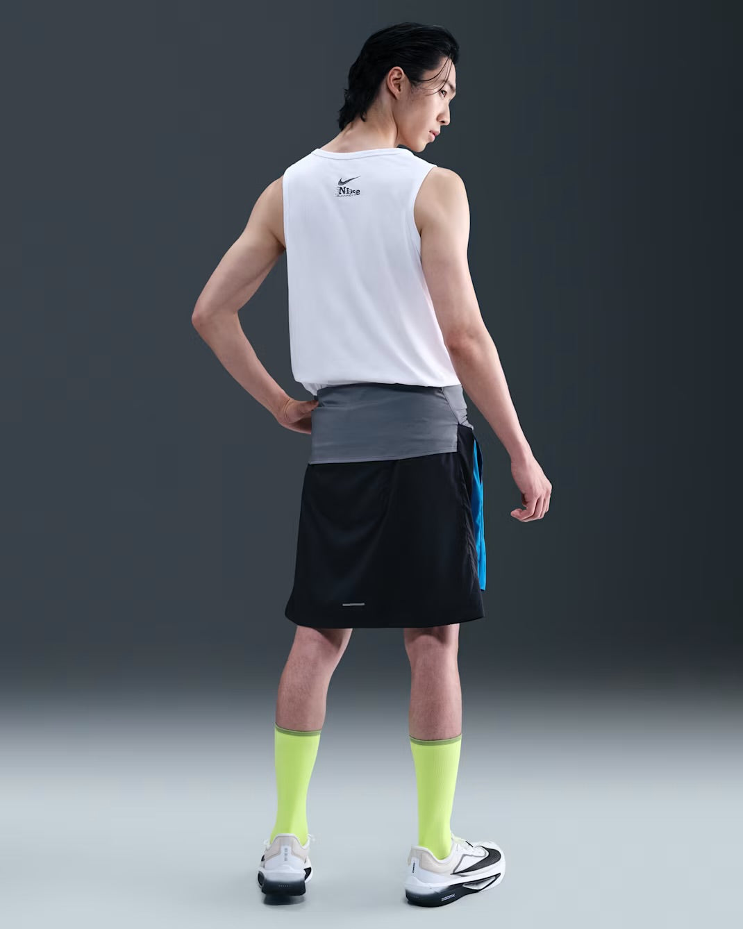 Nike Dri-FIT Running Graphic Men’s Running Tank Top - White