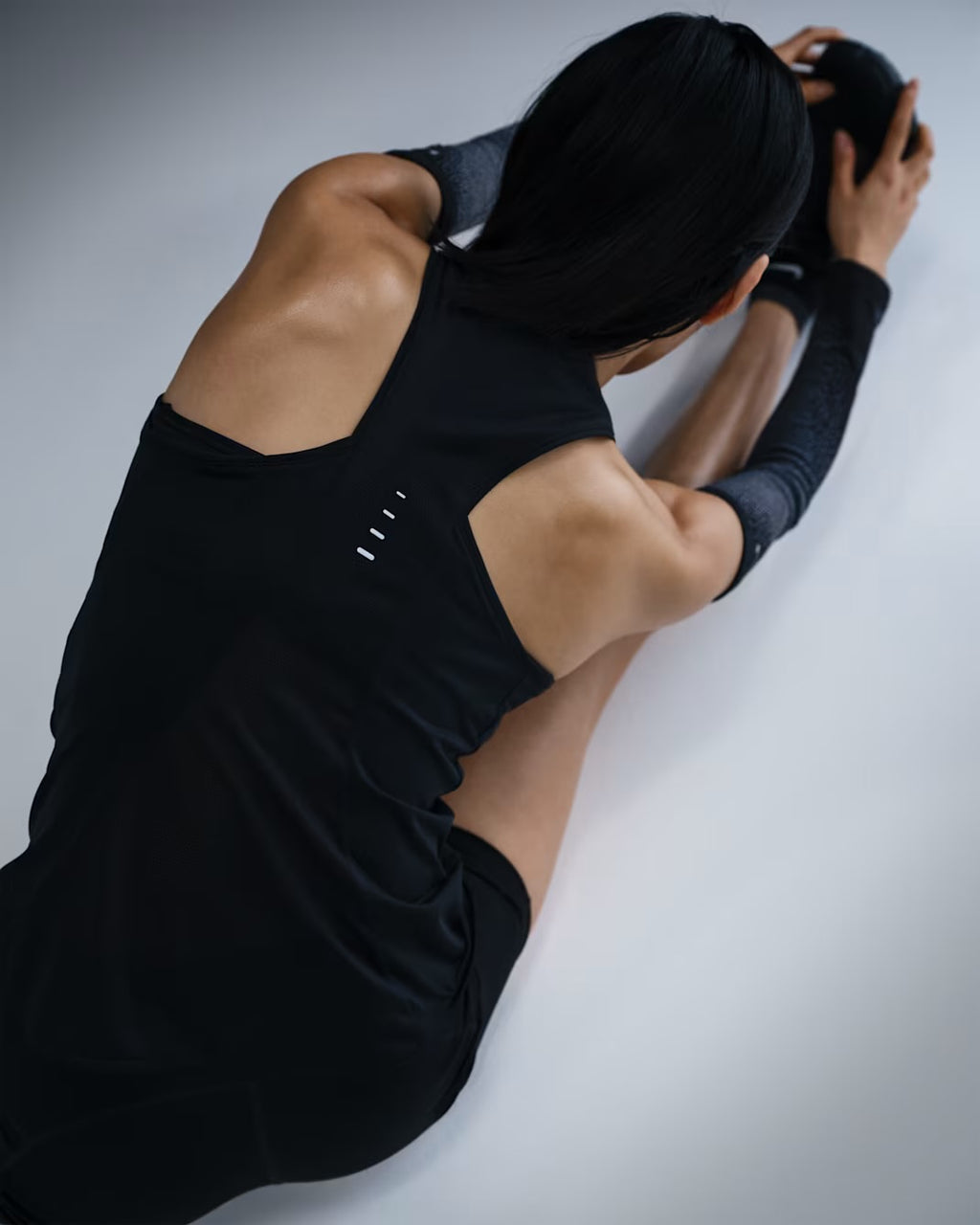 Nike Swift Dri-FIT Women’s Running Tank Top - Black