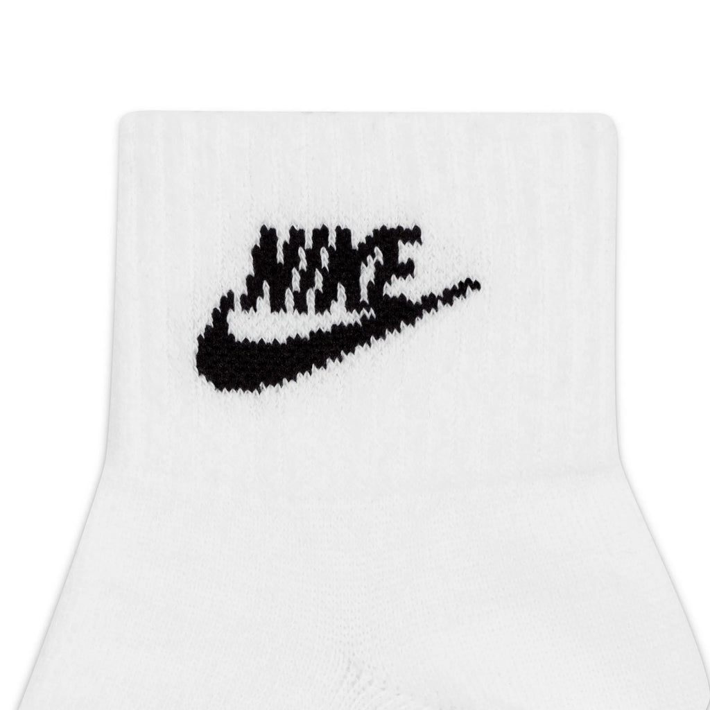(3 Pairs) Nike Everyday Essential Unisex Sports Socks - White