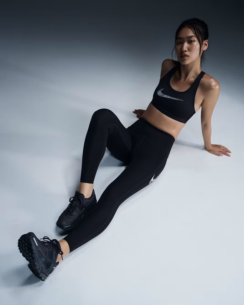 Nike Fast Swoosh Mid-Rise with Pockets 7/8 Length Women’s Running Leggings - Black