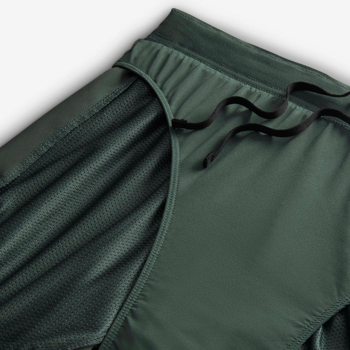 Nike Dri-FIT Challenger Swoosh 5-inch Men’s Running Shorts - Vintage Green