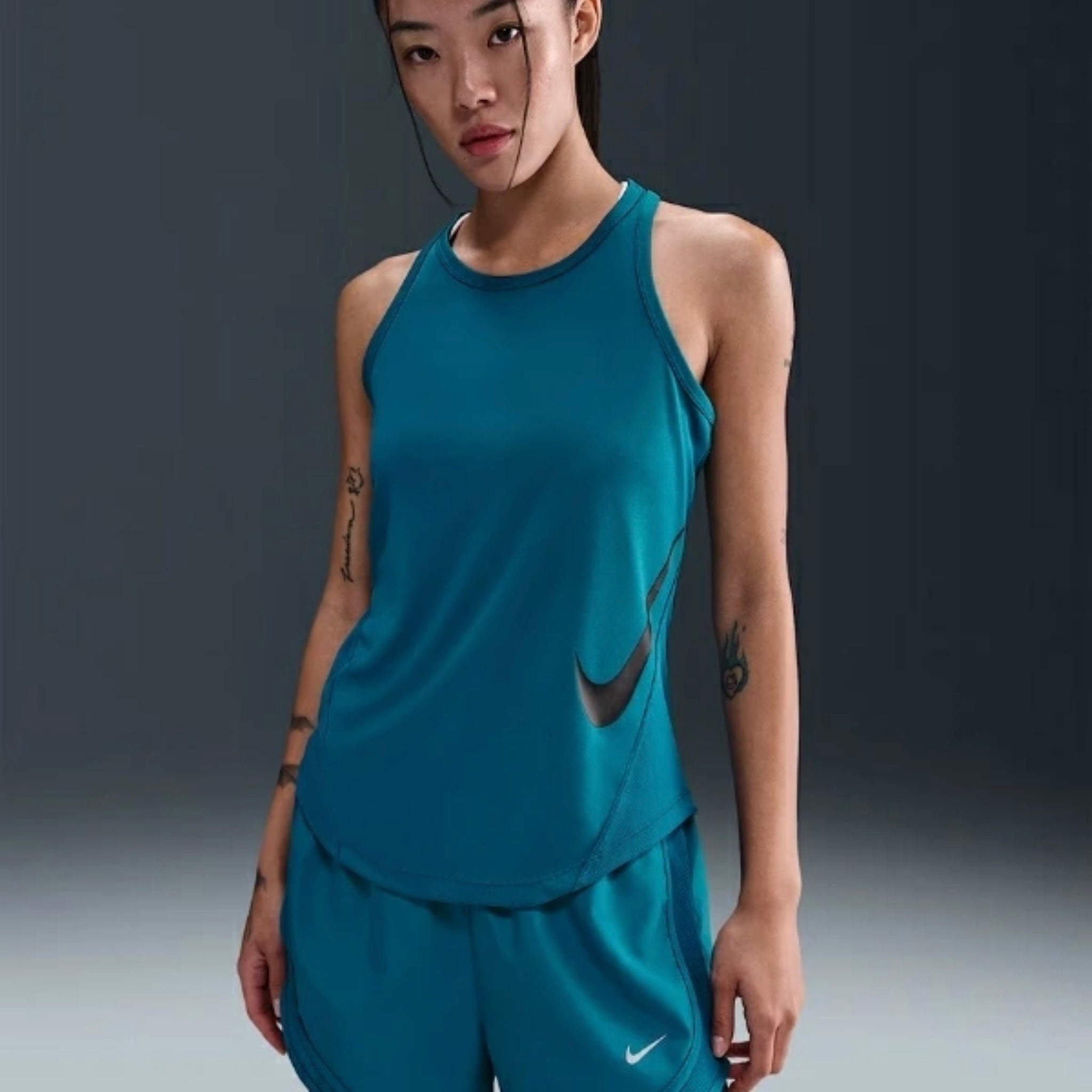 Nike Tempo Swoosh Run Women’s Running Tank Top - Green Abyss