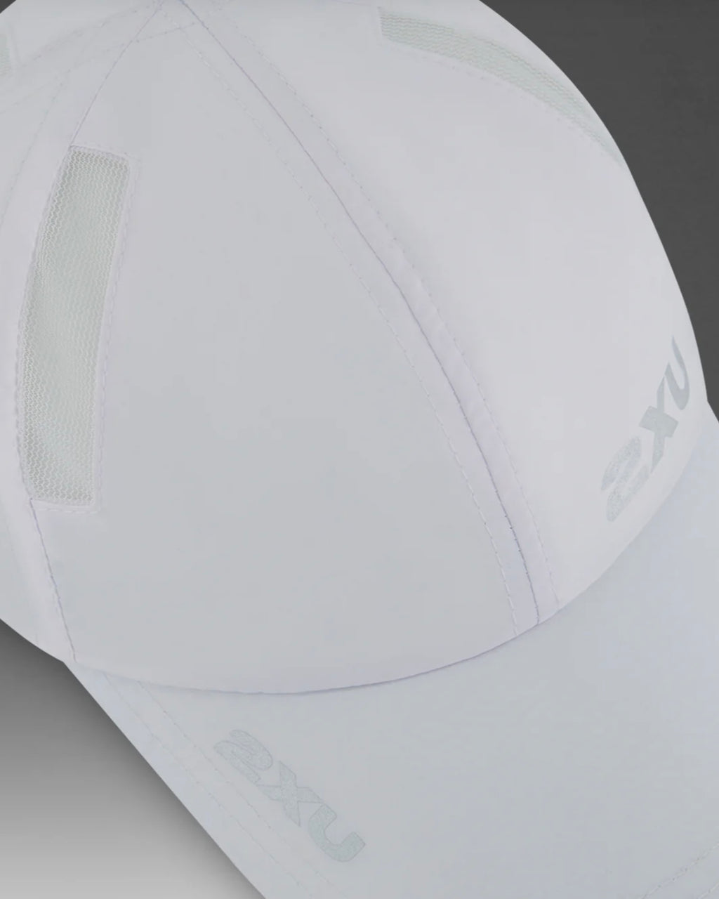 2XU Lightweight 6-panel run cap - WHT/WHT