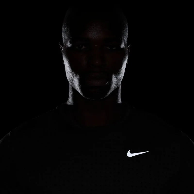 Nike Miler Breathe Dri-FIT Short Sleeve Men's Running T-Shirt - Black