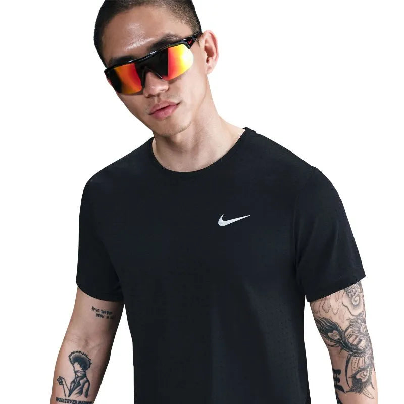 Nike Miler Breathe Dri-FIT Short Sleeve Men's Running T-Shirt - Black