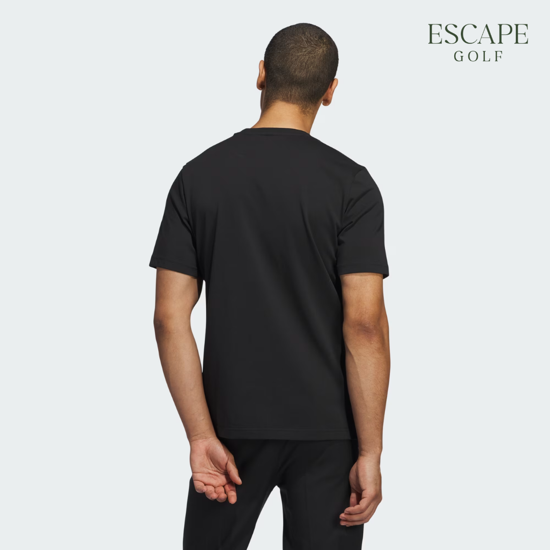 Kaos Golf Pria Hitam | Chip Greens Graphic Tee