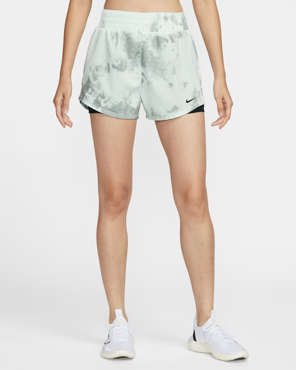 Nike Dri-FIT High-Waisted 3 Inch  - Barely Green