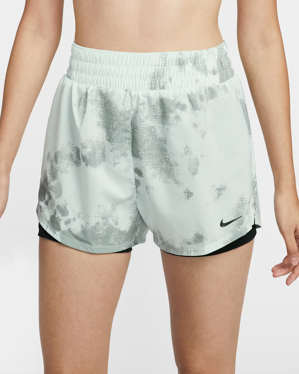 Nike Dri-FIT High-Waisted 3 Inch  - Barely Green