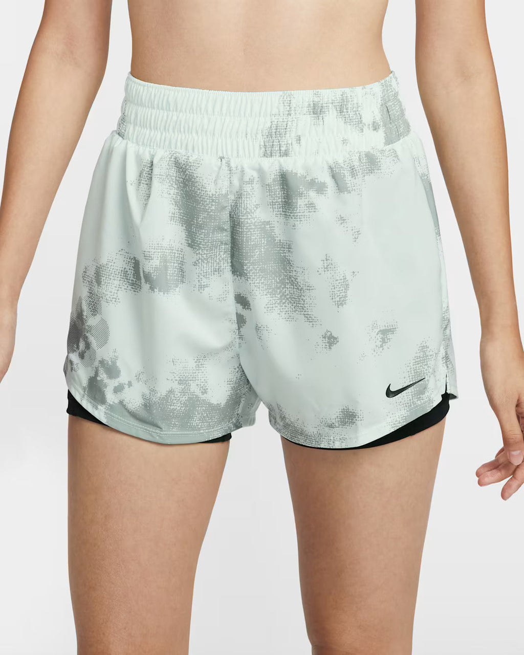Nike Dri-FIT High-Waisted 3 Inch  - Barely Green