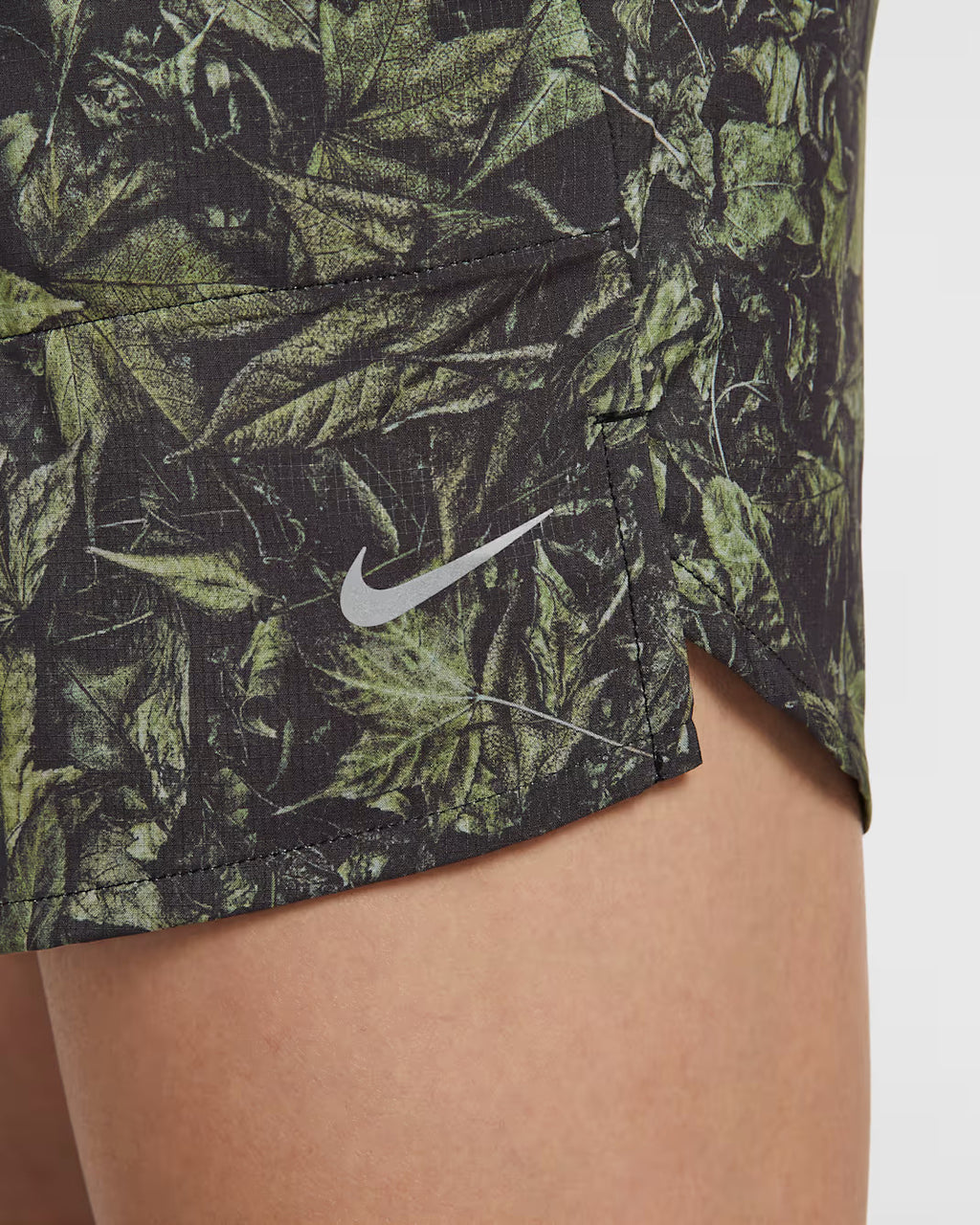 Nike Dri-FIT Stride 7 Inch Brief-lined Printed Men's Short - Green/Black