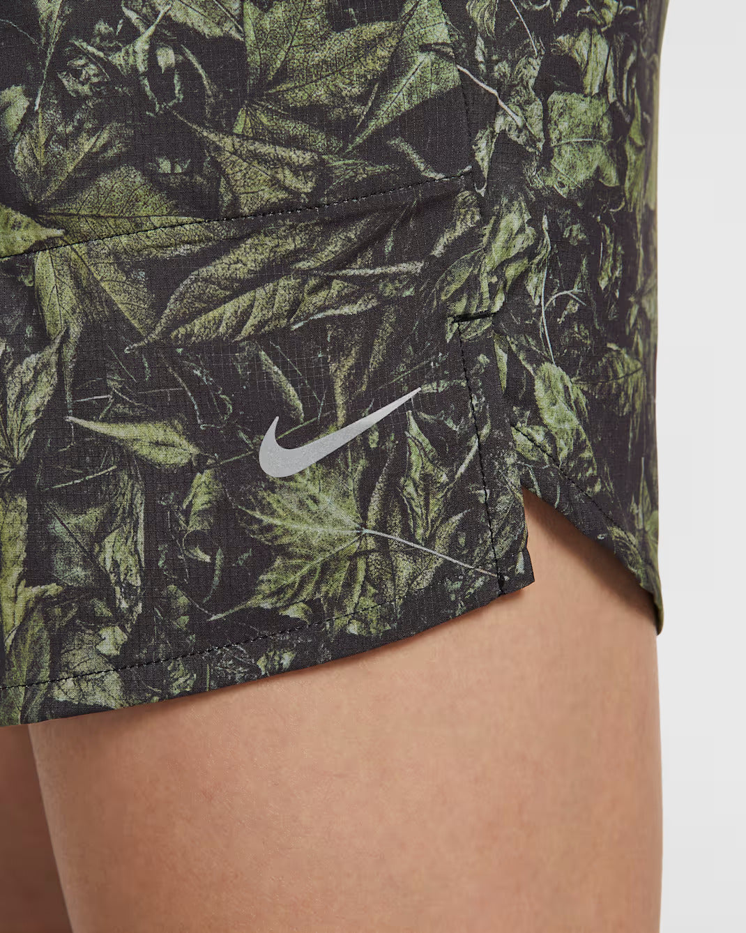 Nike Dri-FIT Stride 7 Inch Brief-lined Printed Men's Short - Green/Black