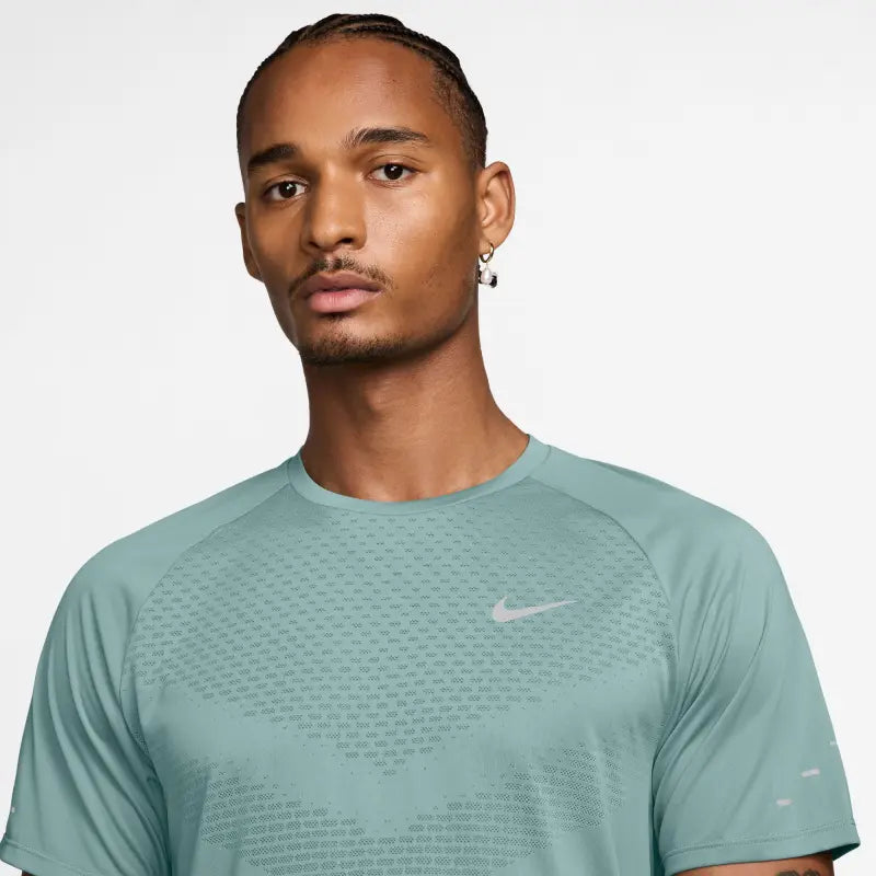 Nike Dri-FIT Stride ADV Men's Short Sleeve - Cannon
