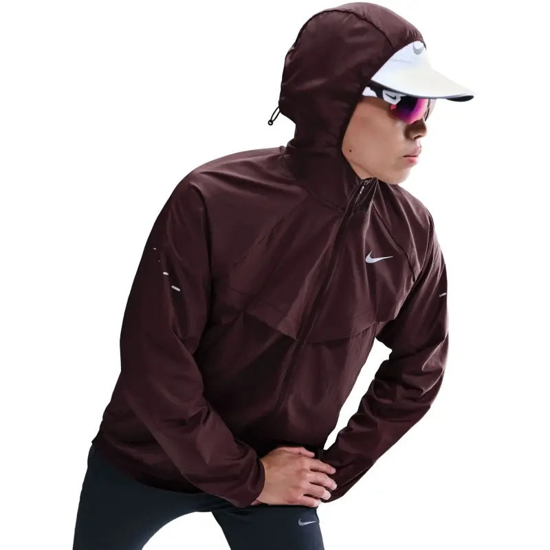 Nike Stride UV Repel Men's Running Jacket - Burgundy Crush