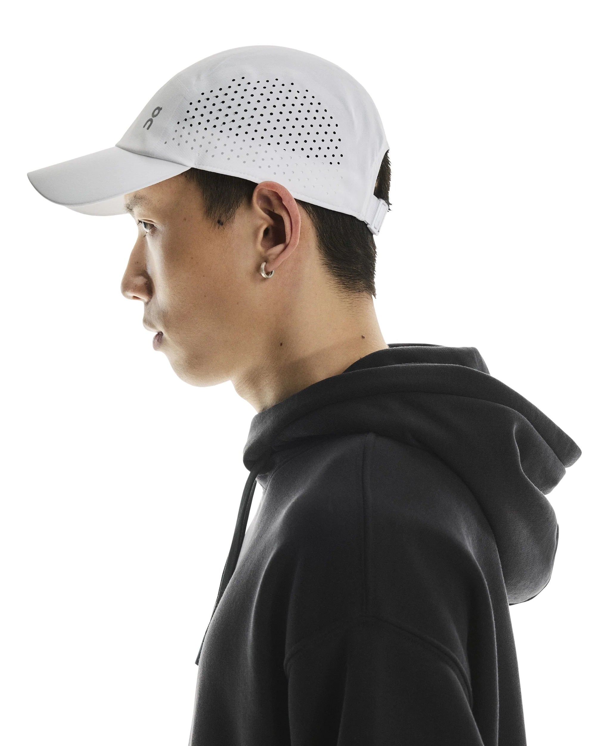 On Running Lightweight Unisex Cap - White