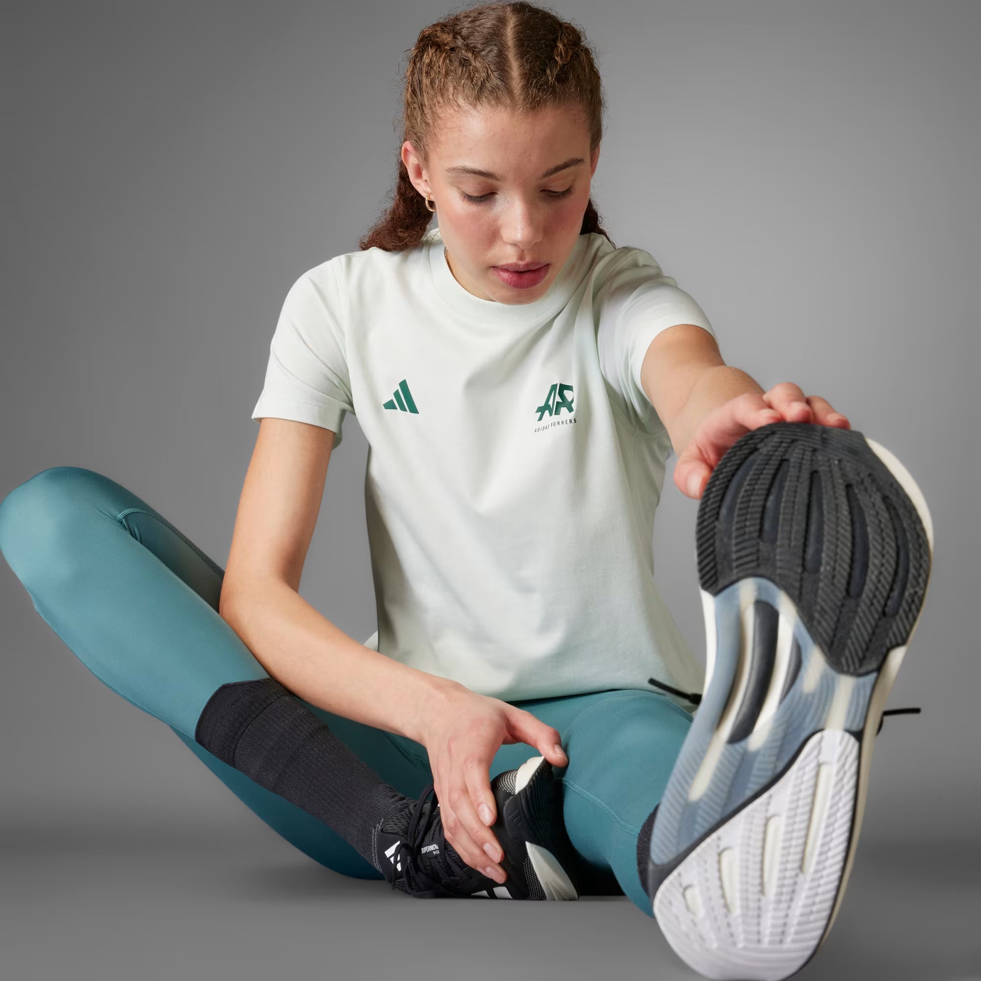 Adidas Runner Tee Short Sleeve Unisex Running T-Shirt - Light Green