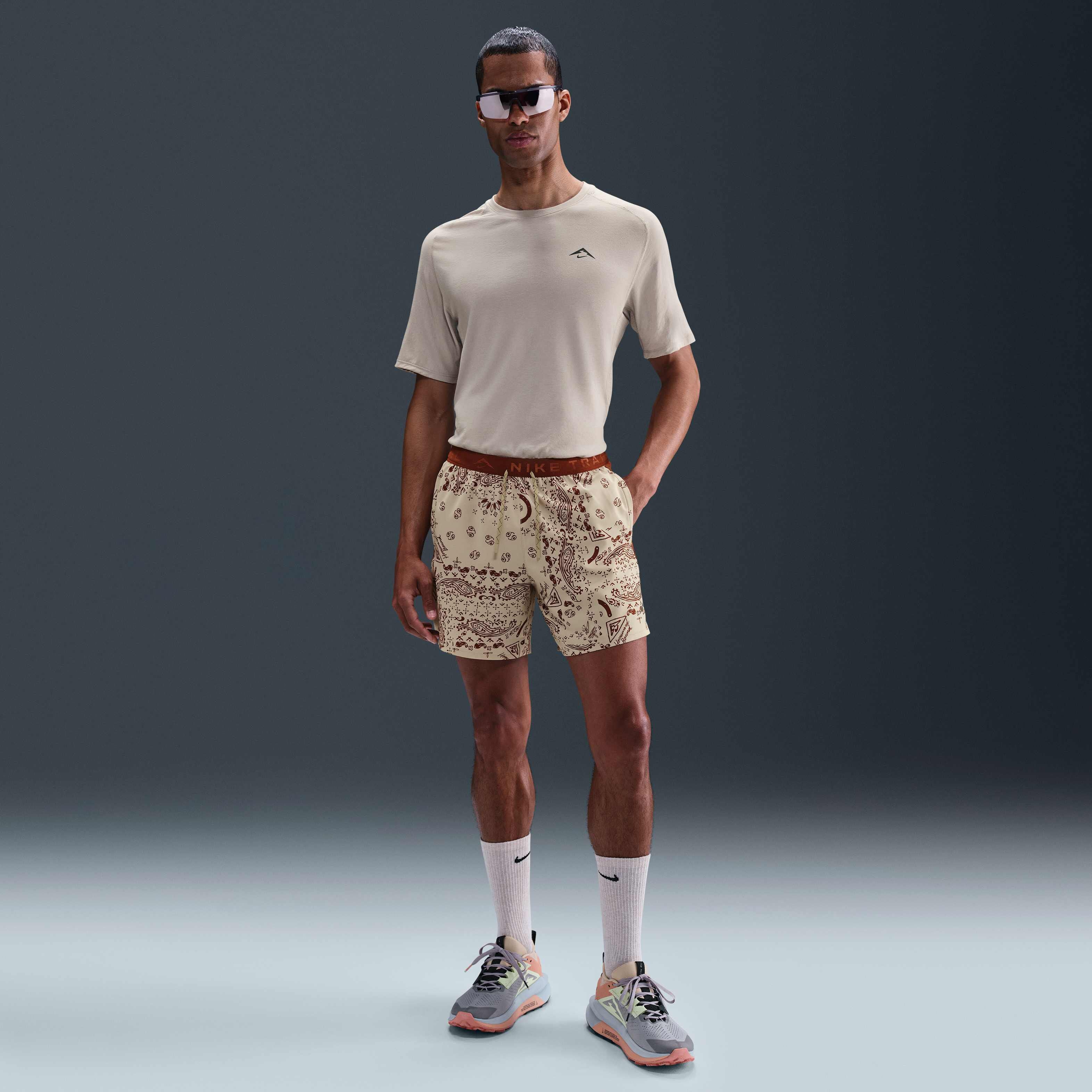 Nike Trail Graphic 6-inch Brief-lined Men’s Running Shorts - Desert Khaki
