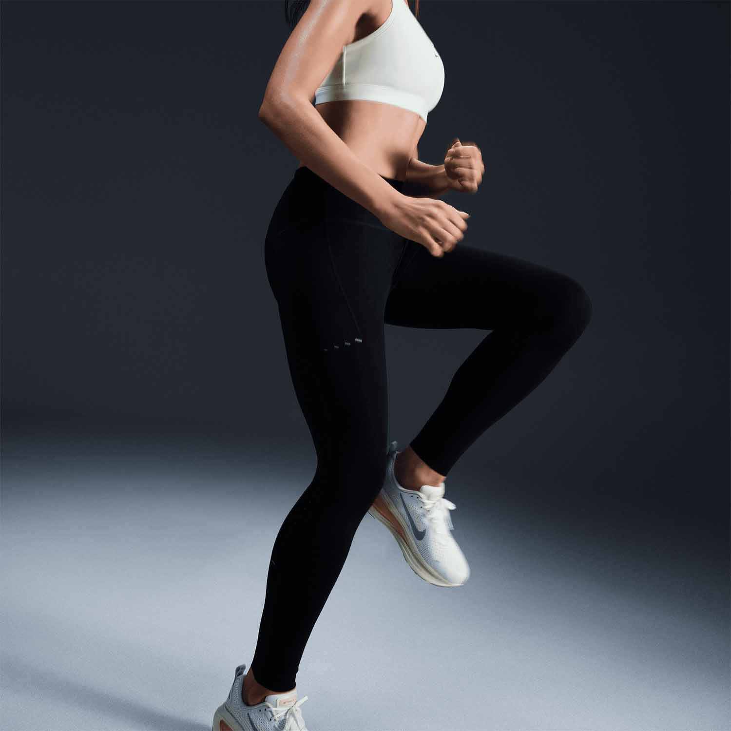 Nike Swift High-Waisted 7/8 with Pocket Women's Running Leggings - Black