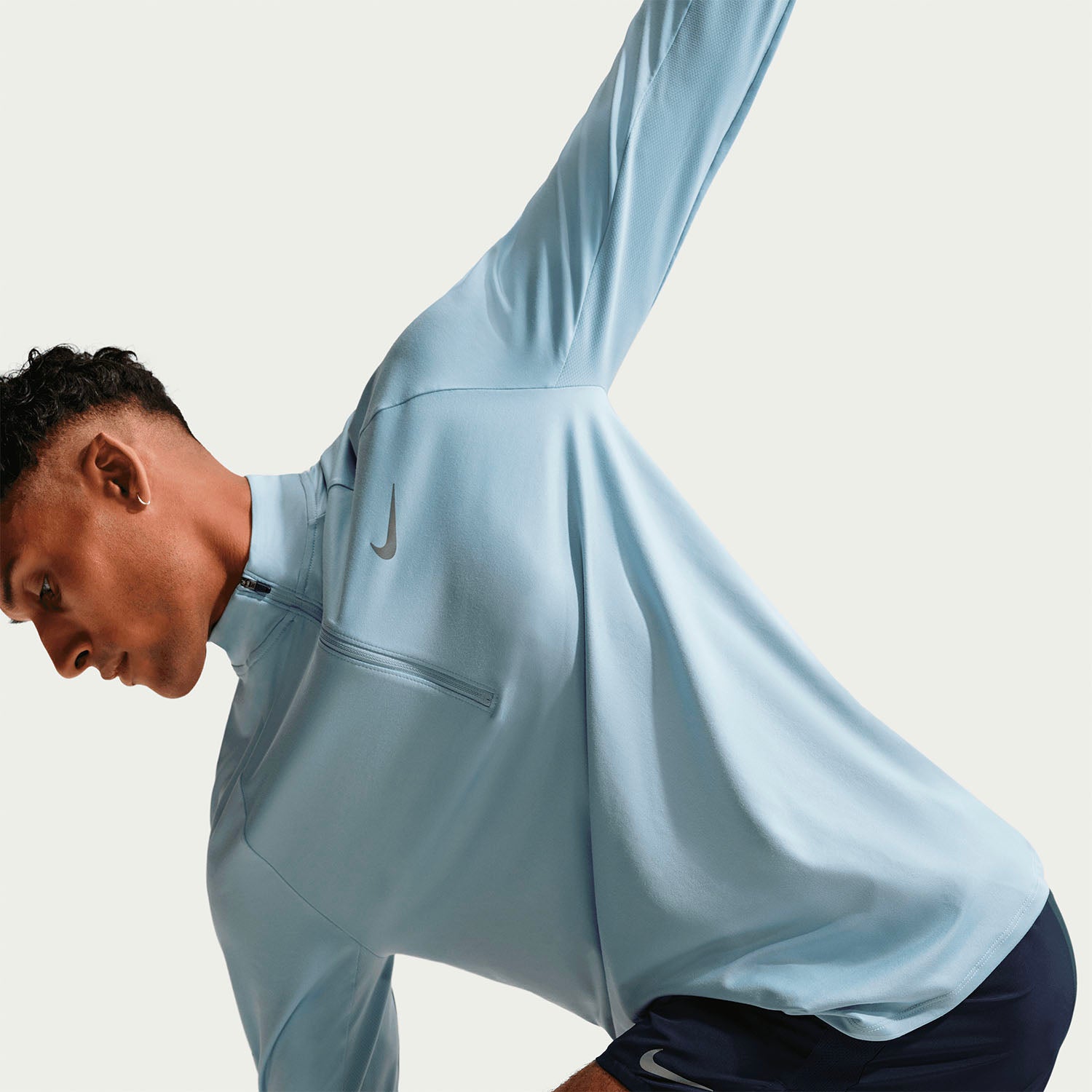 Nike Dri-FIT Stride 1/4 Zip Men's Running Jacket - Light Armory Blue