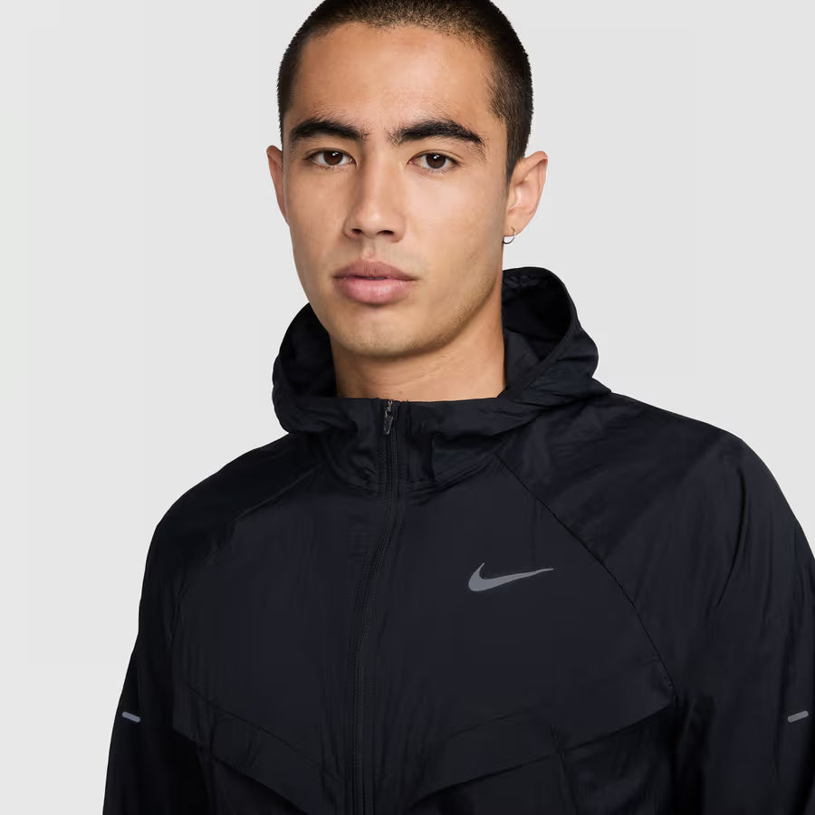 Nike Stride Repel UV Men's Running Jacket - Black