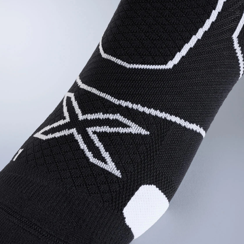 2XU Vectr Cushion Crew Socks - Black/White