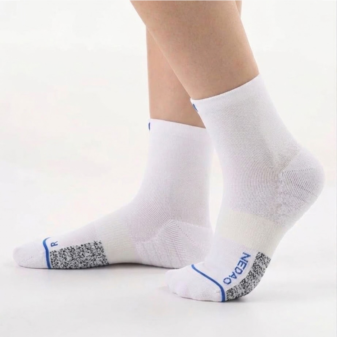 Nedao Arch Support Anti-Slip Cushioned Mid-Crew Running Socks - White